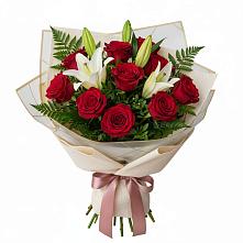 Букет цветов из:  Лилии и Розы в Сергокале