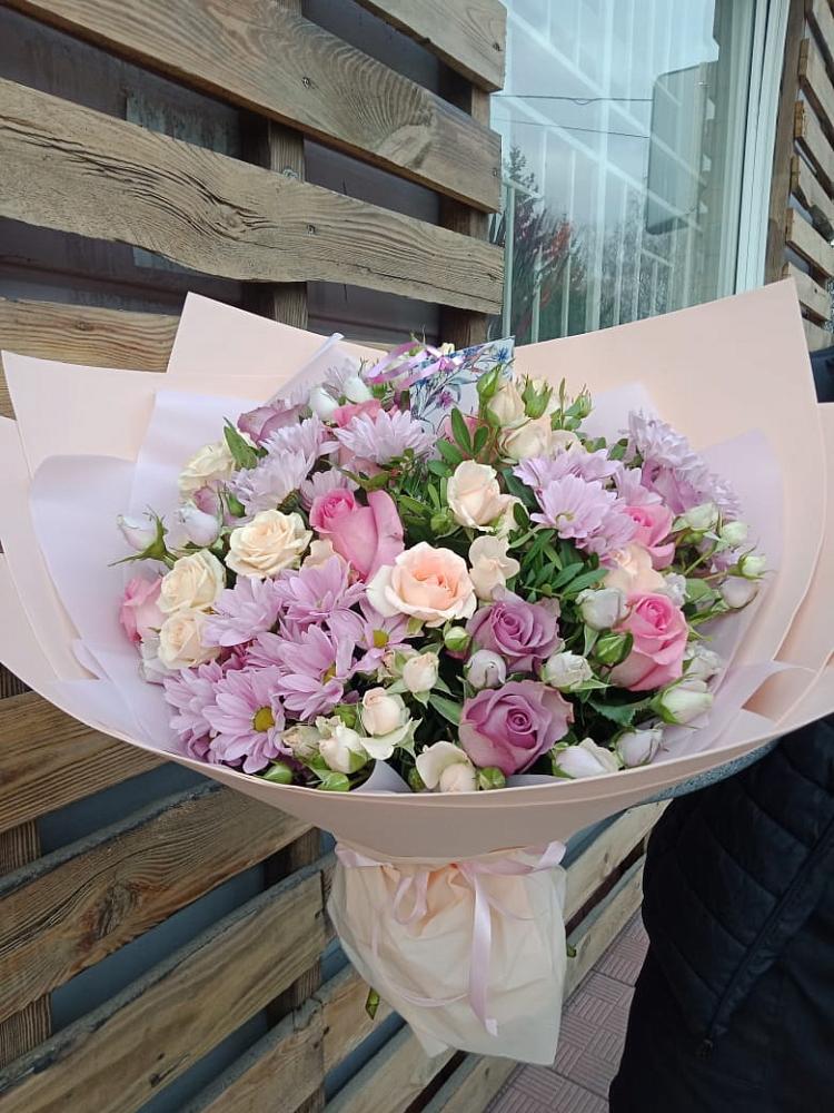 Букет цветов из: Розы и Хризантемы в Сергокале