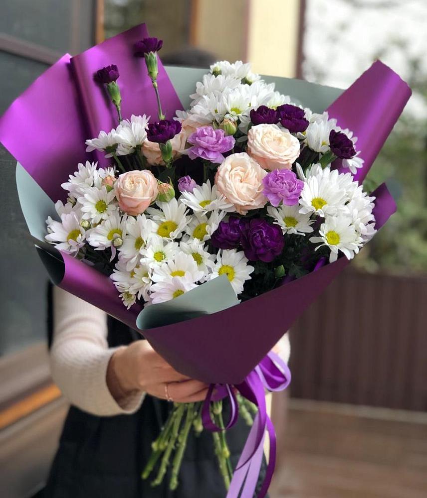 Букет цветов из: Хризантемы, Гвоздики и Розы в Сергокале