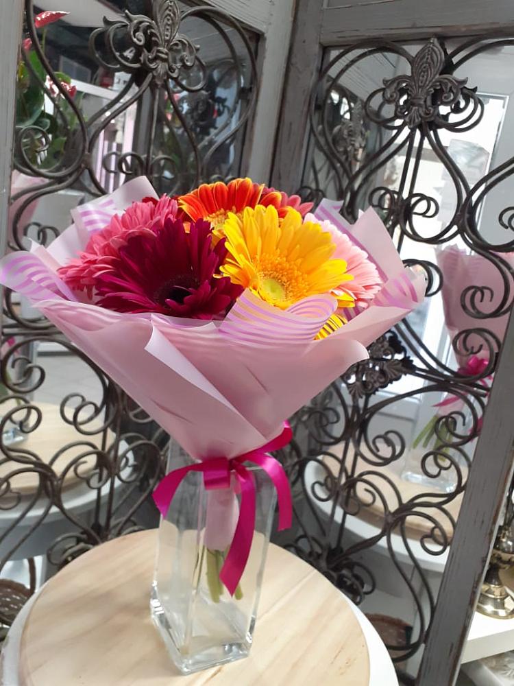 Букет цветов из: Герберы в Сергокале