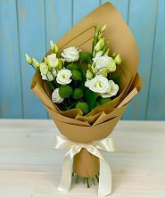 Букет цветов из:  Хризантемы и Лизиантусы в Сергокале