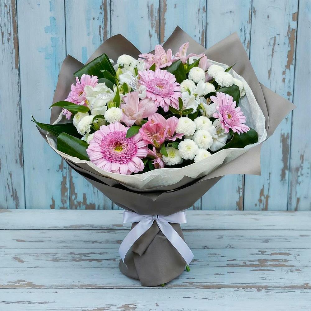 Букет цветов из: Герберы, Альстромерии и Хризантемы в Сергокале